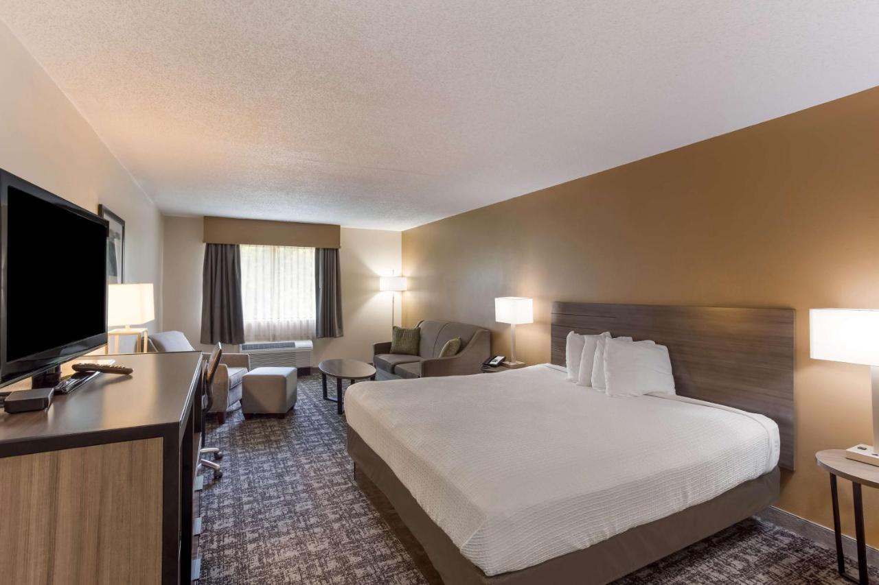 Best Western Logan Inn Chapmanville Exteriör bild