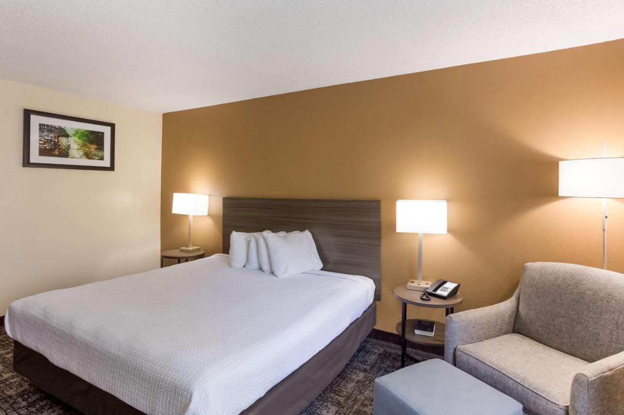 Best Western Logan Inn Chapmanville Exteriör bild